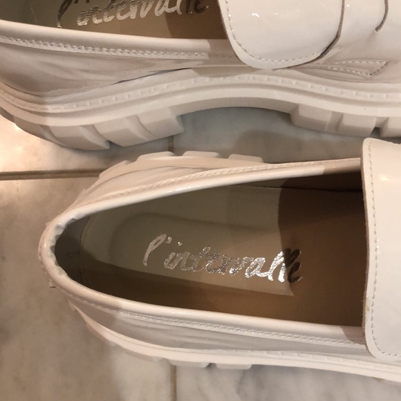 L’Intervale white patent leather size 8 shoes! Lug sole loafers! - Picture 3 of 5